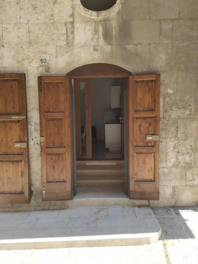 Il Rosso E Il Nero Apartman Barletta Kültér fotó